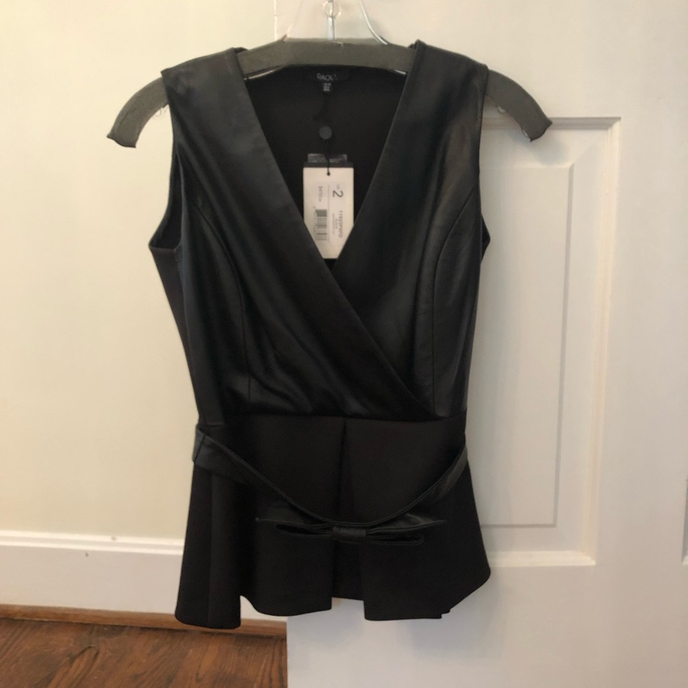Black Raoul top